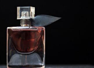Do czego wykorzystać flakony po perfumach?