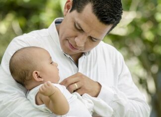 Jak prawidłowo dbać o sztuczne rzęsy?