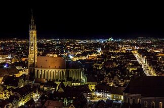 Czy dolna kreska pomniejsza oko?