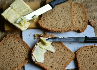 Czym smarować miejsca intymne? Czym smarować miejsca intymne?